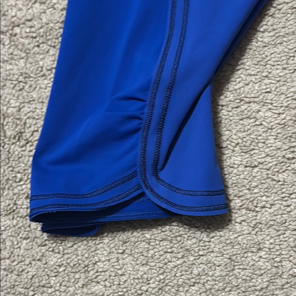 Lululemon Blue Crop Leggings Sz8 17” inseam - Picture 5 of 6